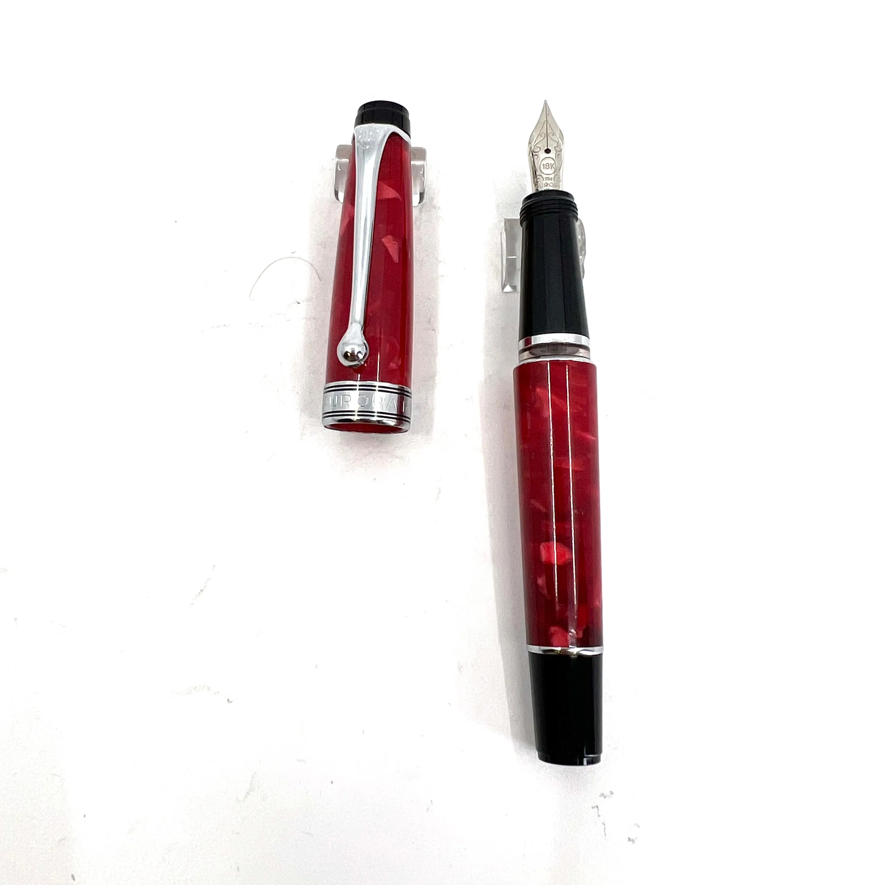 Aurora Fuoco Aurea Minima Optima Red Marbled Limited Edition Fountain  Pen