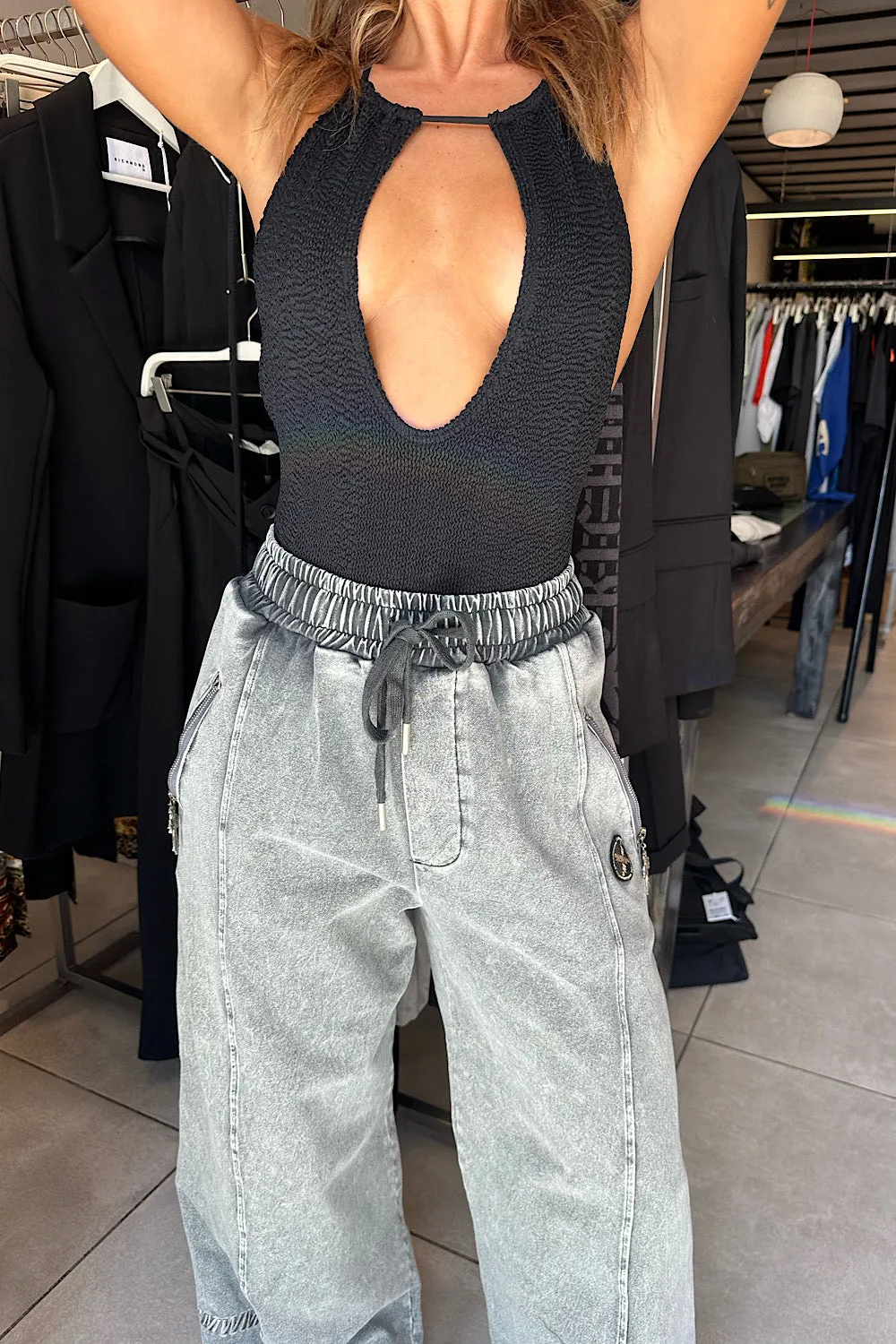 BLK CAPS  TROUSERS 021