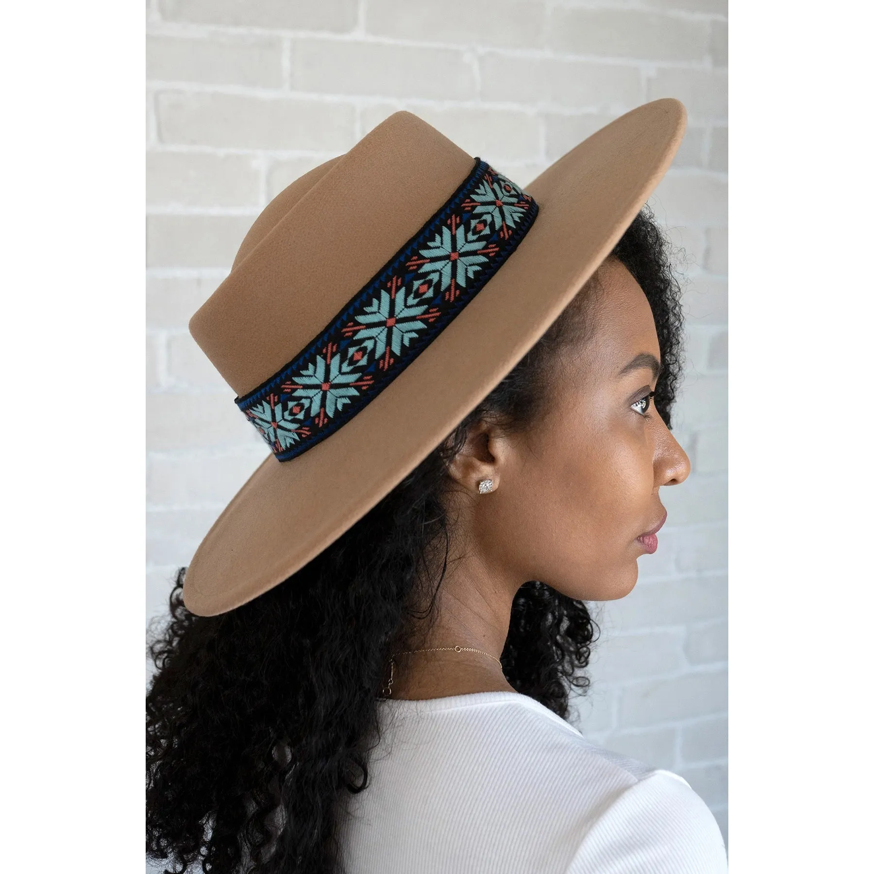 Jen & Co Mirta Aztec Trim Wide Brim Fedora Hat In Tan