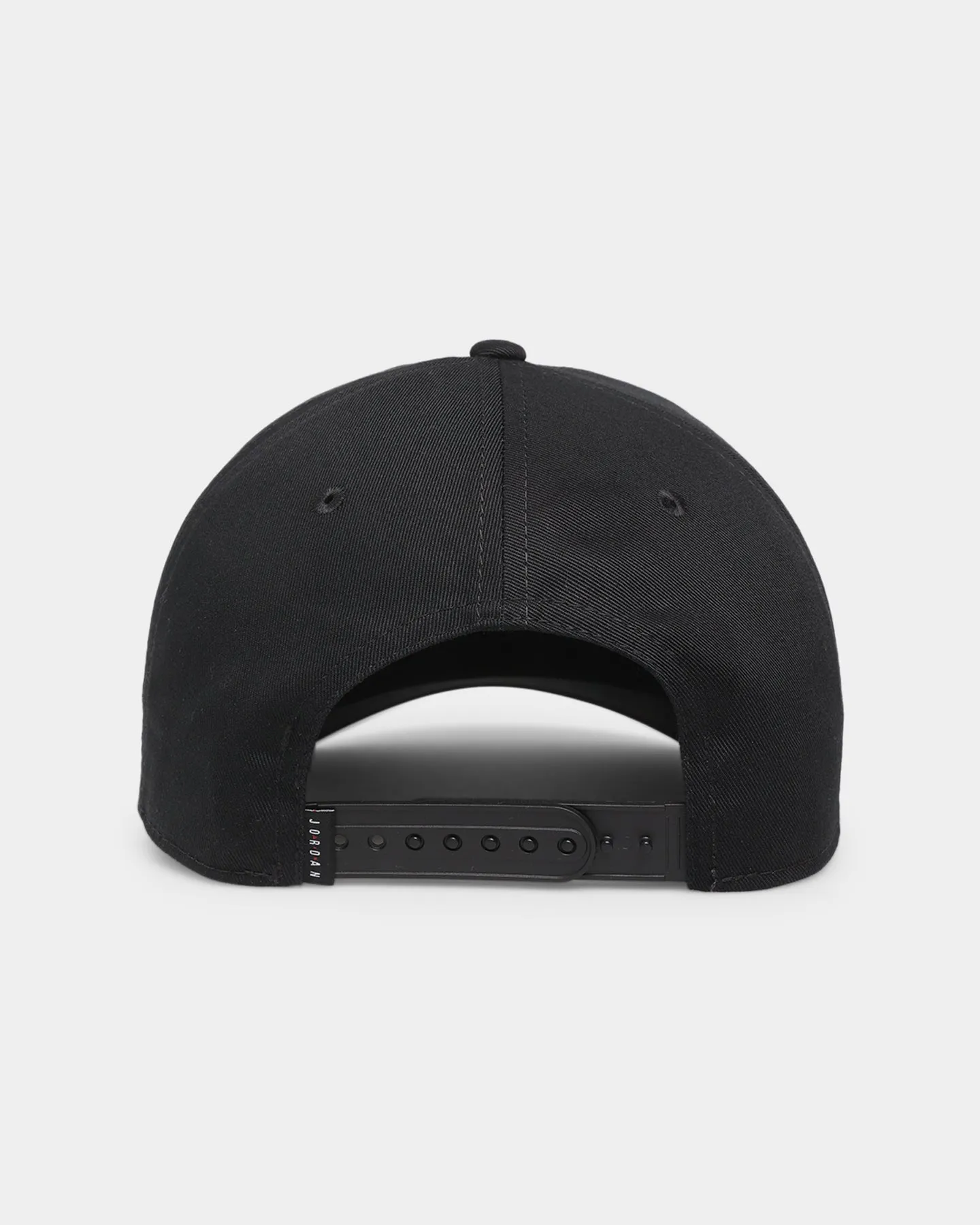 Jordan Flight Essentials Classic 99 Snapback Black/Uni Red