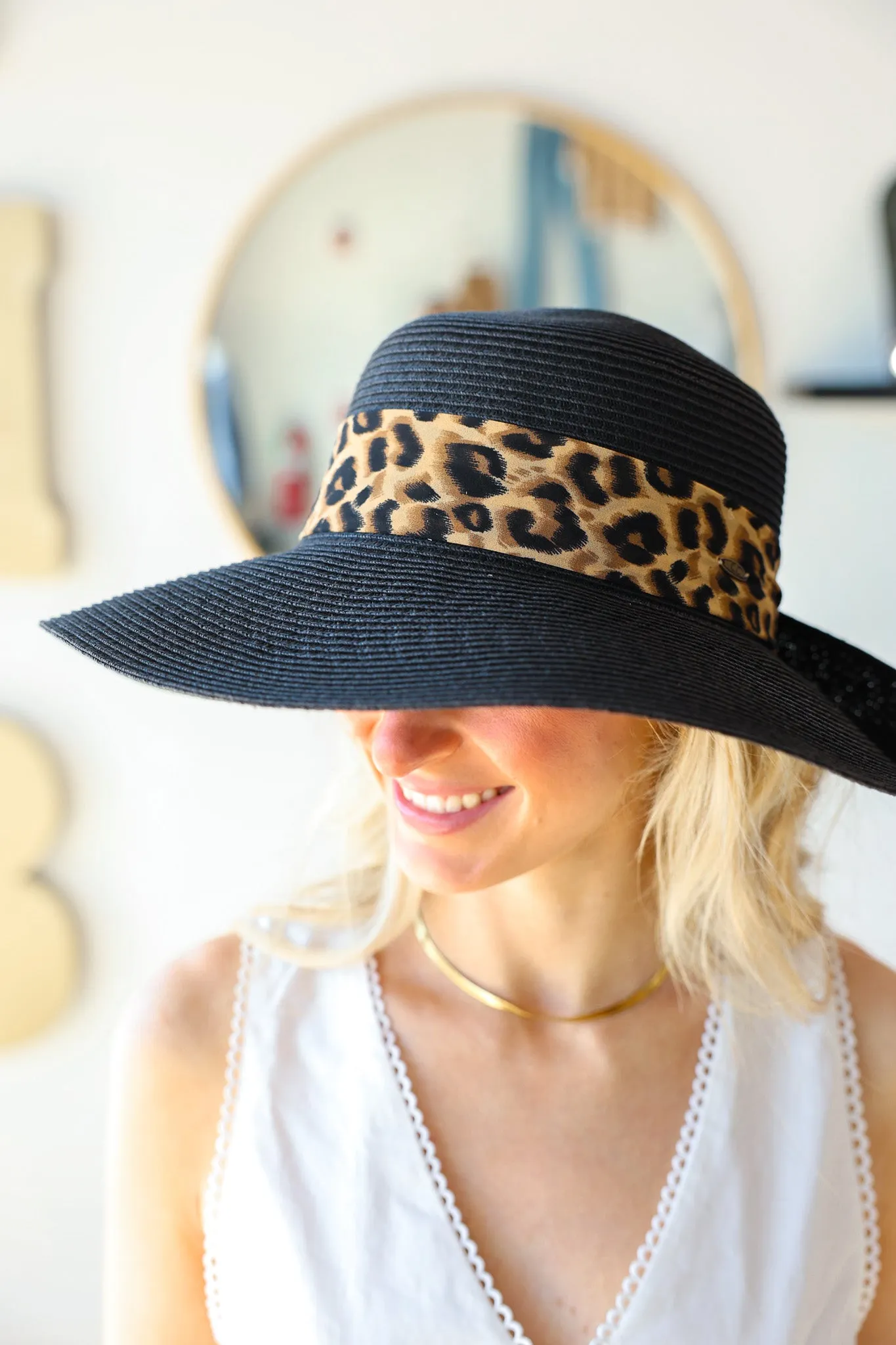 Leopard Print Ribbon Band Rolled Sun Hat - Black