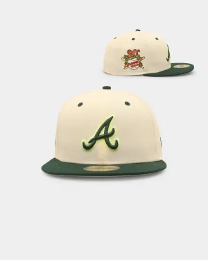 New Era Atlanta Braves 'Caddy Green' 59FIFTY Fitted Chrome White