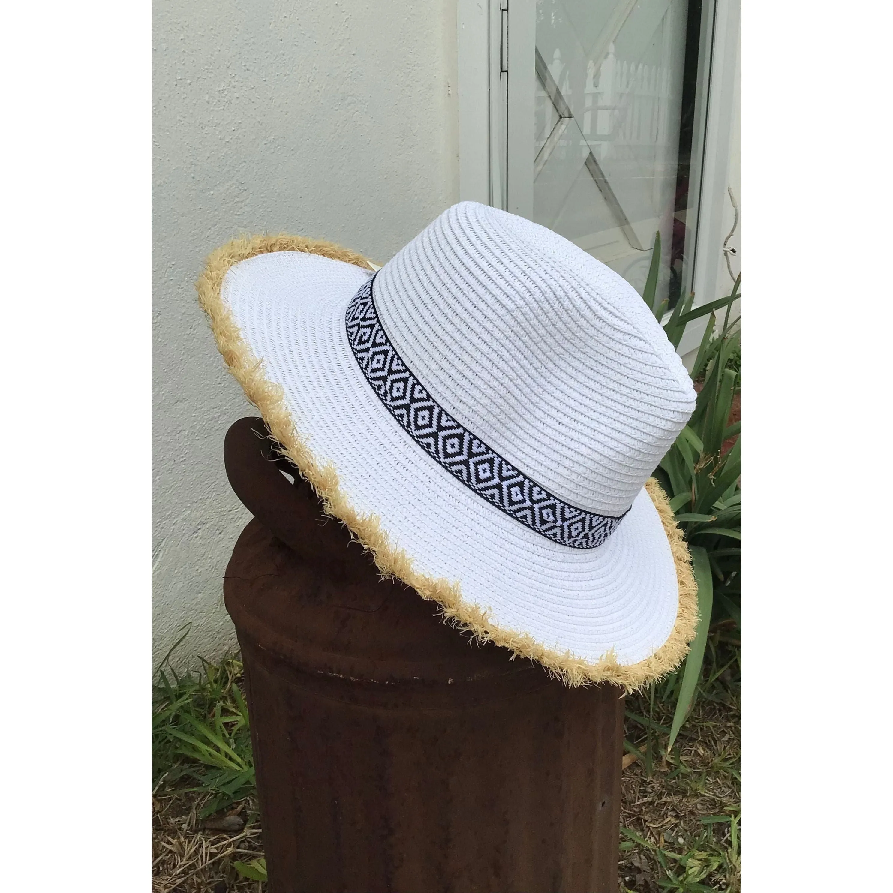 Summer Straw Hat with Fringe