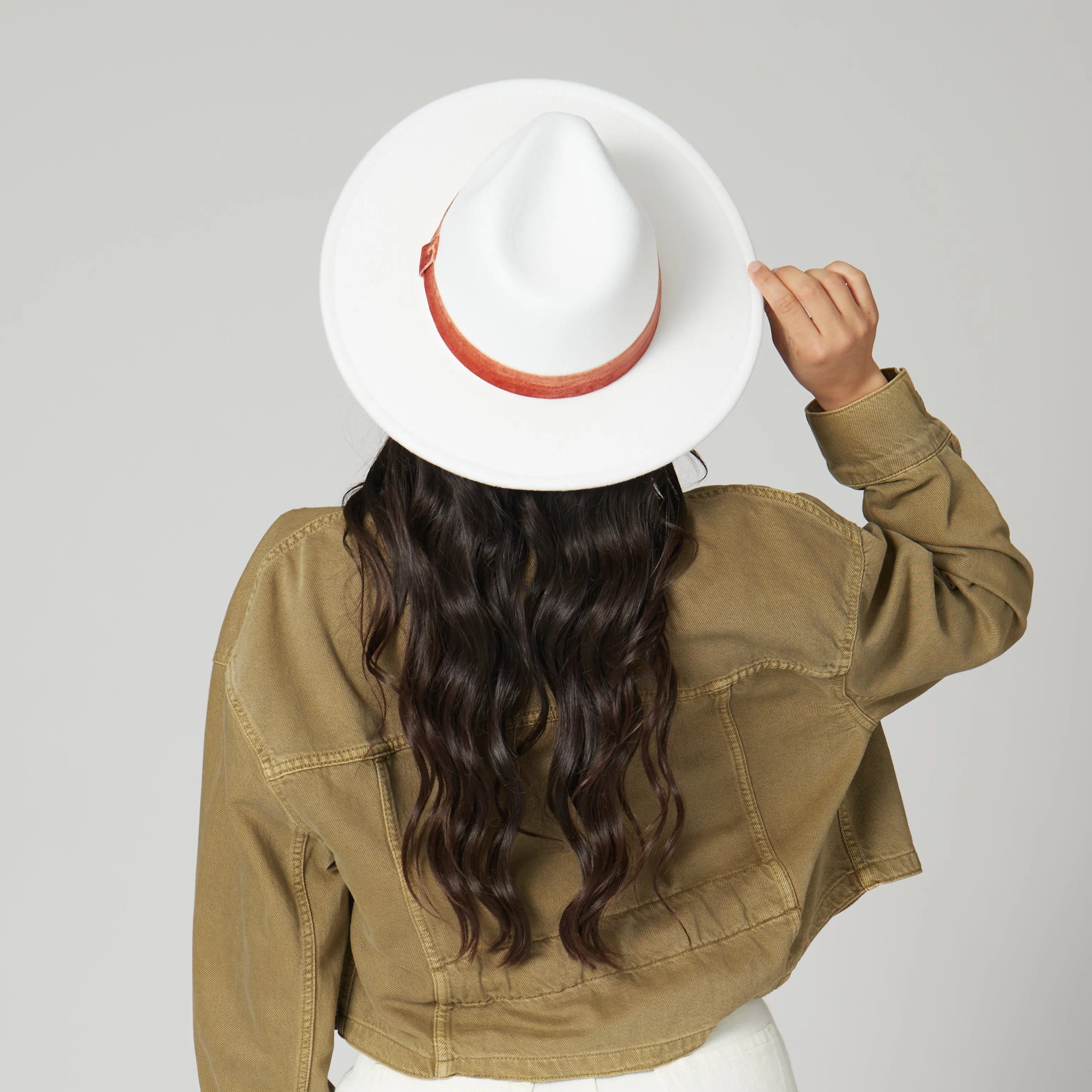 Women's Faux Felt Fedora W/ Velvet Band