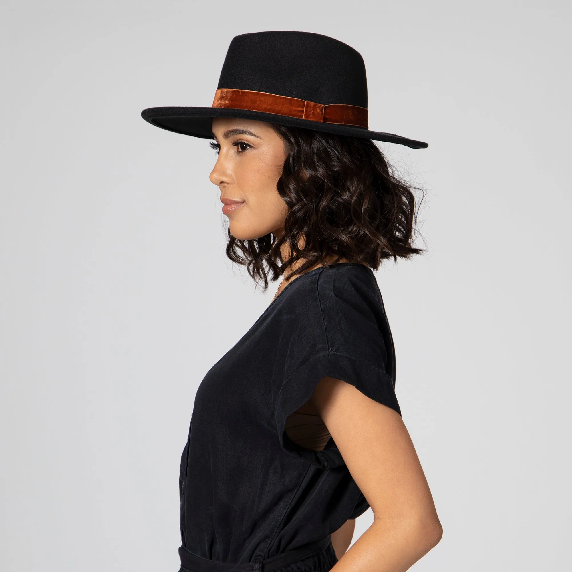 Women's Faux Felt Fedora W/ Velvet Band